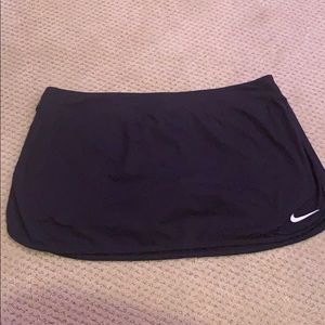 nike black tennis skirt!